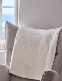CozyChic® Classic Disney Fringe Throw -MOON HOME Shop 20211019 SS22 00403 DNHCC21149 Cream V3 W