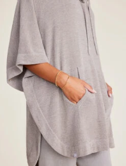 CozyChic Ultra Lite® Weekend Poncho 11 CozyChic Ultra Lite® Weekend Poncho -MOON HOME Shop 20211026 SS22 BDWCU21065 00466