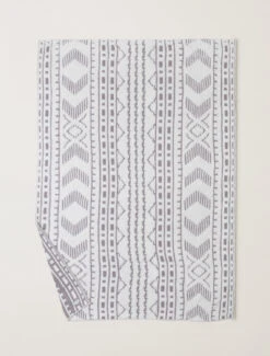 CozyChic® Artisan Throw 10 CozyChic® Artisan Throw -MOON HOME Shop BDHCC21879 Cream BeachRock 3 W