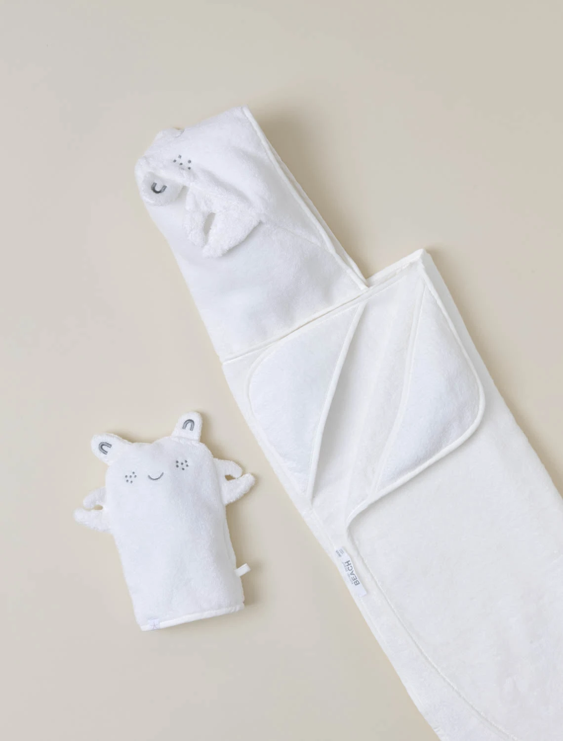 Toddler Hooded Towel And Washcloth Set 4 Toddler Hooded Towel And Washcloth Set - Image 2