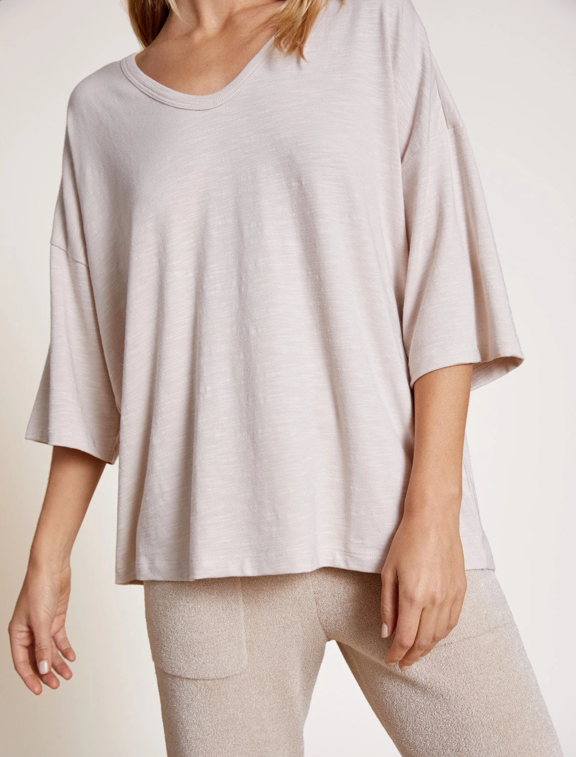 Malibu Collection® Slub Jersey V-neck Boxy Tee 6 Malibu Collection® Slub Jersey V-neck Boxy Tee - Image 4