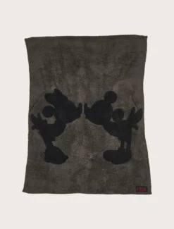 CozyChic® Classic Disney Mickey & Minnie Mouse Throw 9 CozyChic® Classic Disney Mickey & Minnie Mouse Throw -MOON HOME Shop D103PHR carbonblack 1
