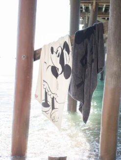 CozyChic® Classic Disney Mickey Mouse Blanket 7 CozyChic® Classic Disney Mickey Mouse Blanket -MOON HOME Shop D104HR productgroup2