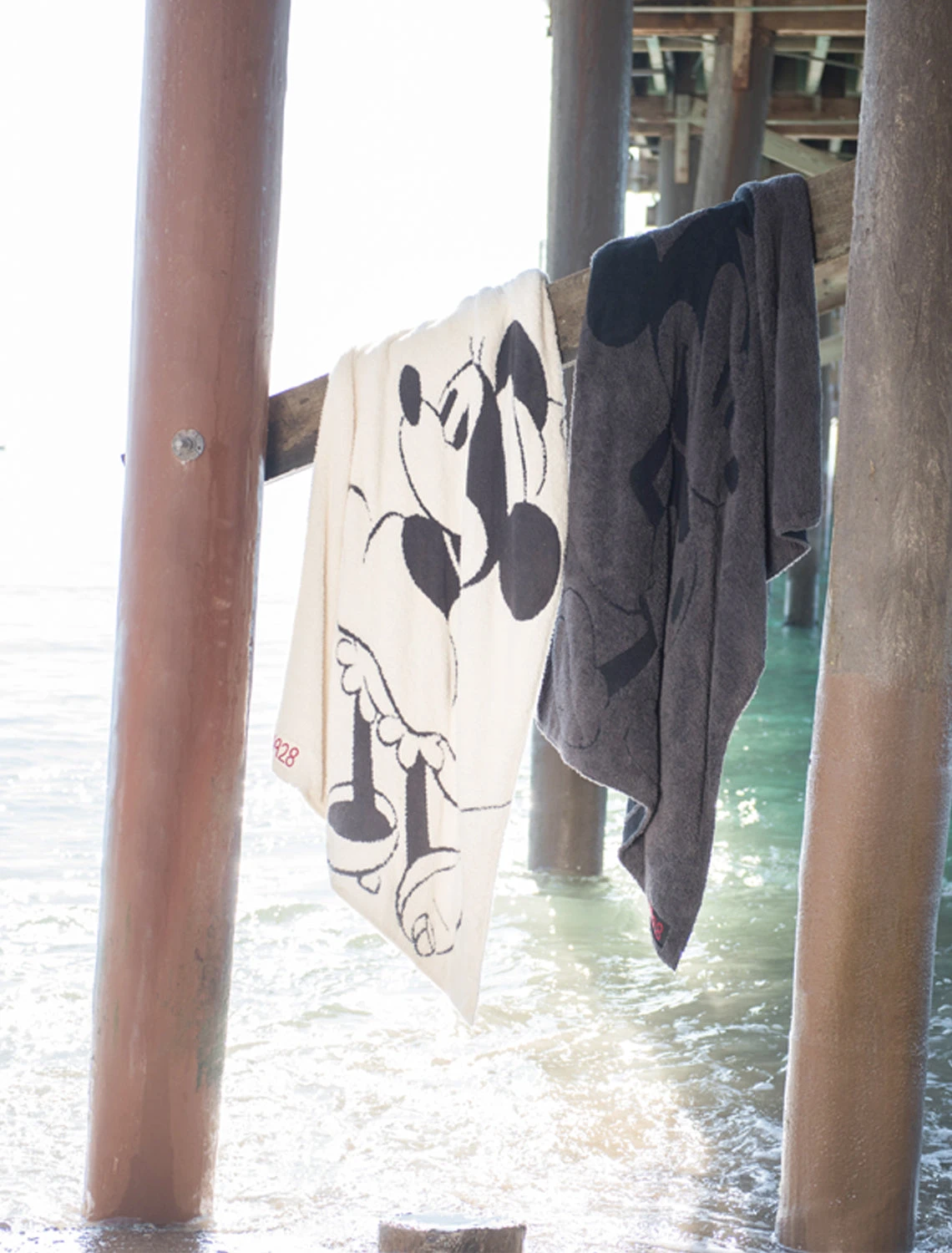 CozyChic® Classic Disney Mickey Mouse Blanket 5 CozyChic® Classic Disney Mickey Mouse Blanket - Image 3