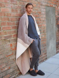 CozyChic® Star Wars™ Tatooine™ Throw -MOON HOME Shop DNHCC21178 3242