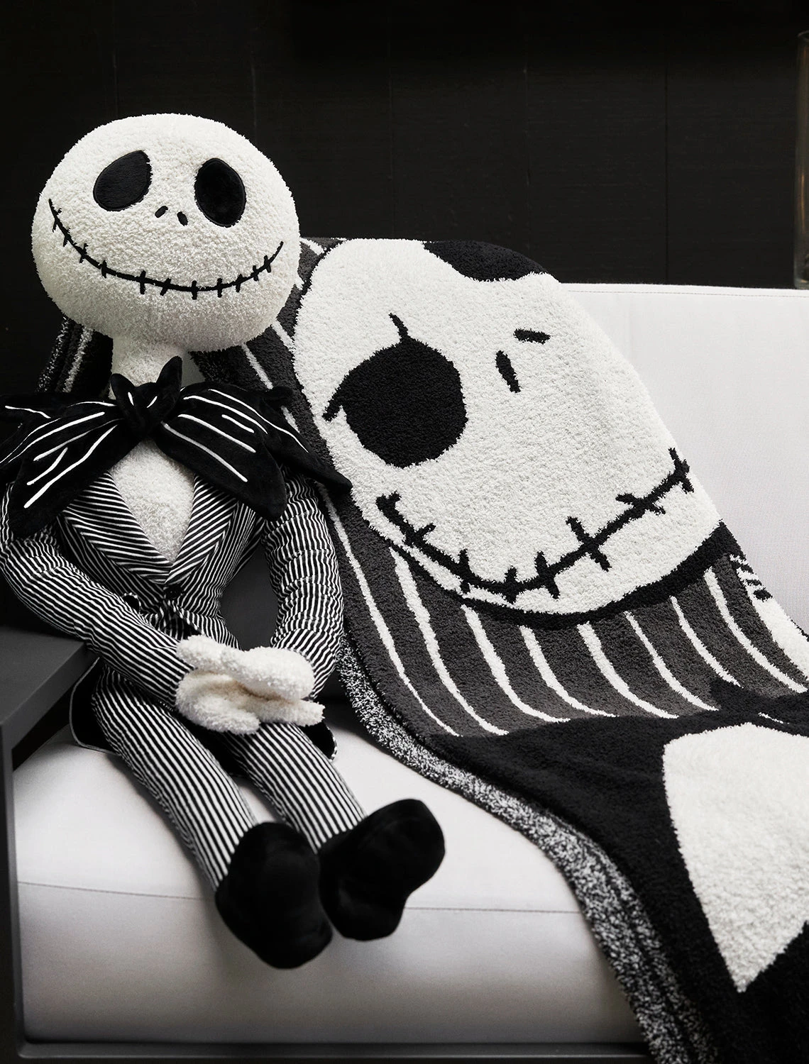 CozyChic® Disney Jack Skellington Throw 7 CozyChic® Disney Jack Skellington Throw - Image 5