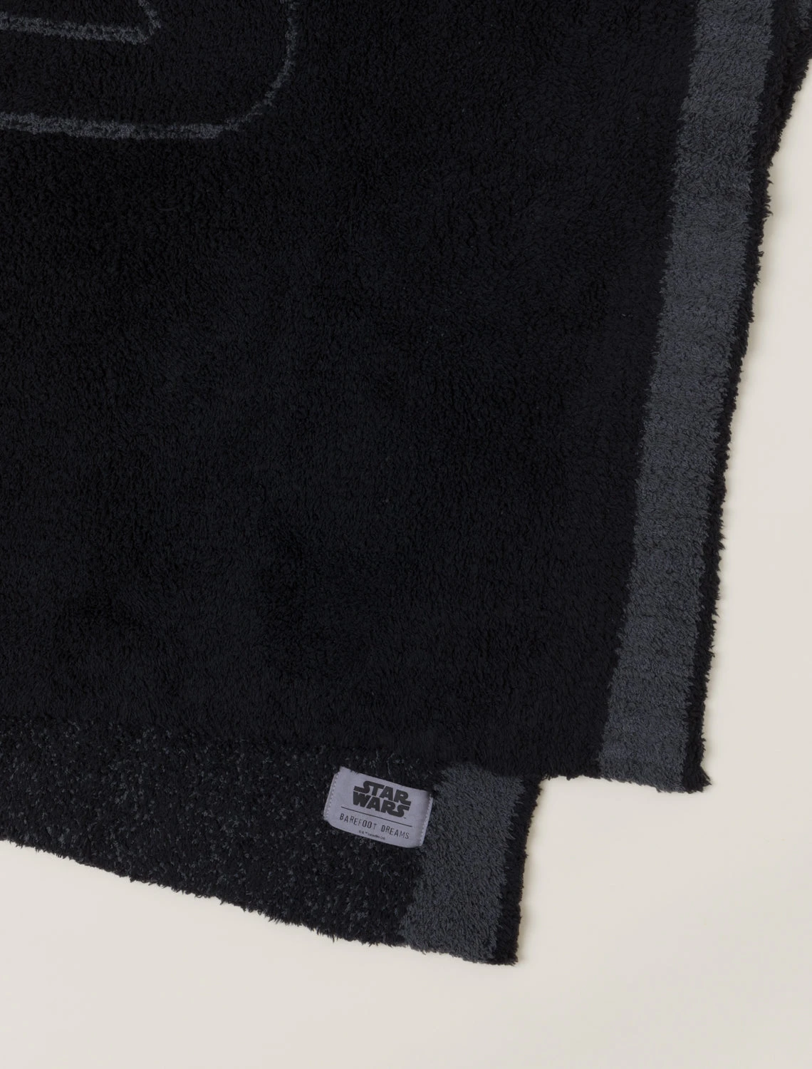 CozyChic® Star Wars™ Classics Blanket 6 CozyChic® Star Wars™ Classics Blanket - Image 4