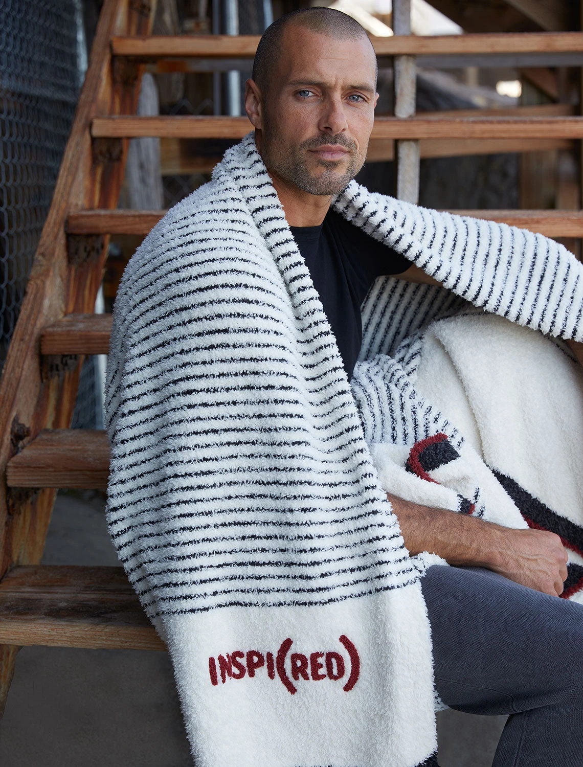 CozyChic® INSPI(RED) Stripe Throw 8 CozyChic® INSPI(RED) Stripe Throw - Image 6