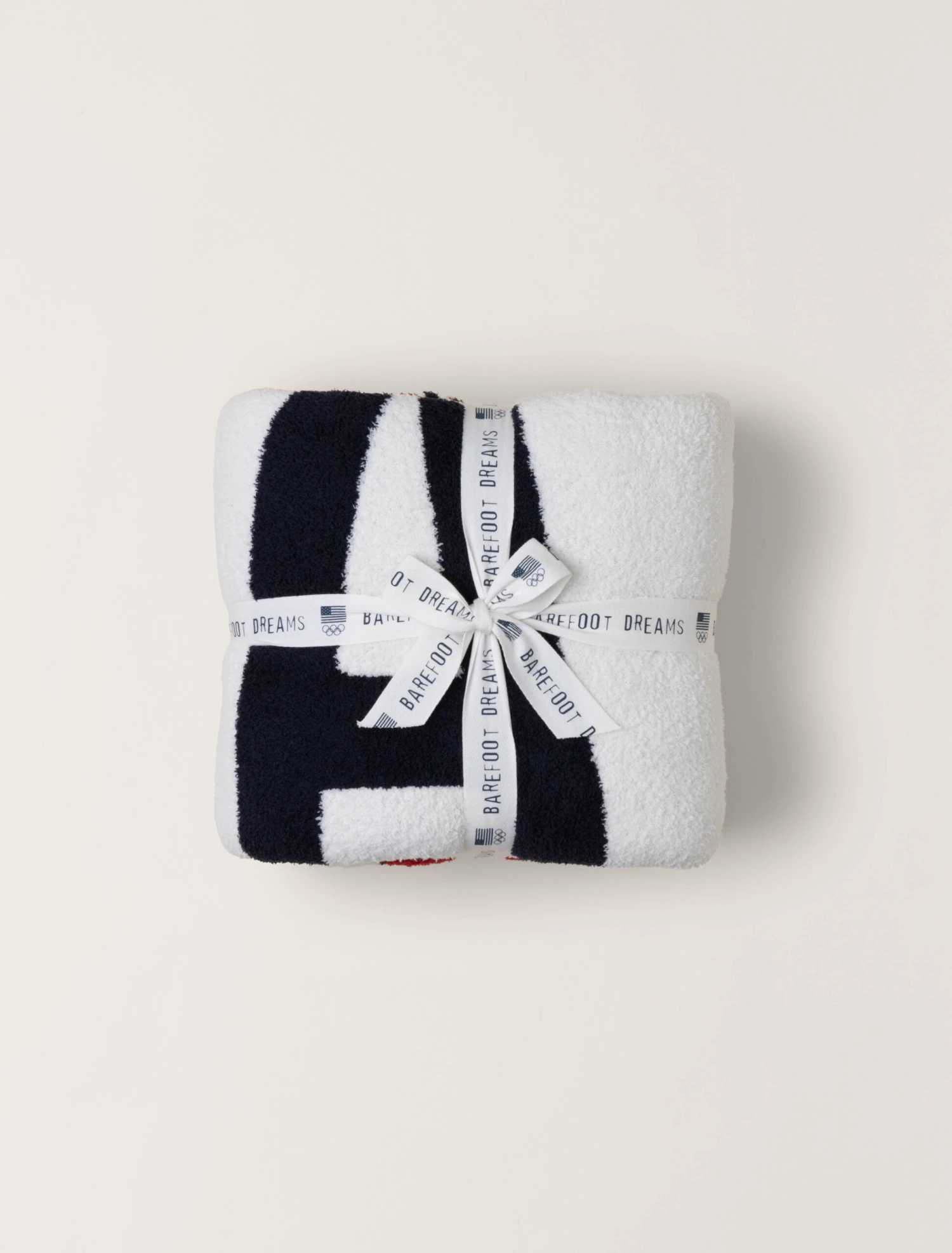 CozyChic® Team USA Multi Color Throw 8 CozyChic® Team USA Multi Color Throw - Image 6