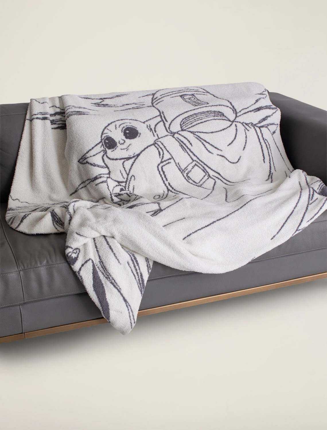 CozyChic® The Mandalorian™ Throw 6 CozyChic® The Mandalorian™ Throw - Image 4